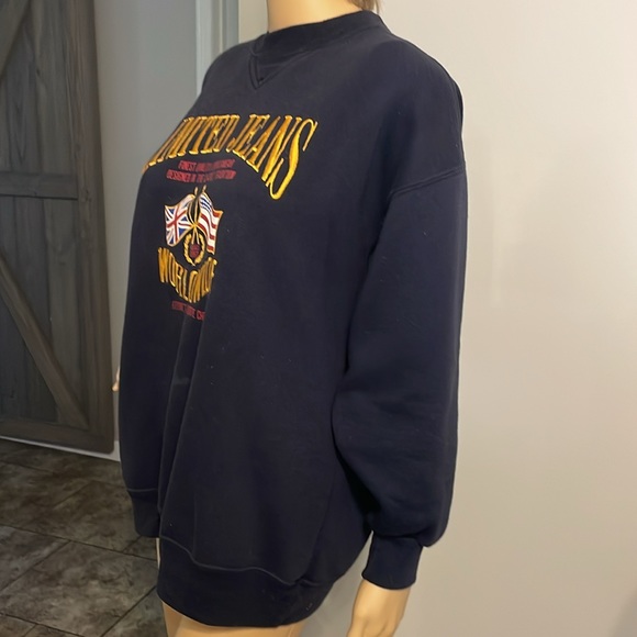 Vintage 1990’s embroidered crewneck sweatshirt - Picture 6 of 7